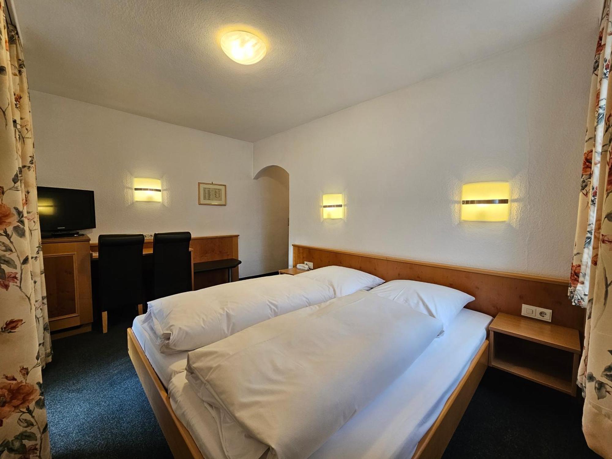 Arrivel Am Bergson - Bisher Hotel Neuner Μόναχο Εξωτερικό φωτογραφία