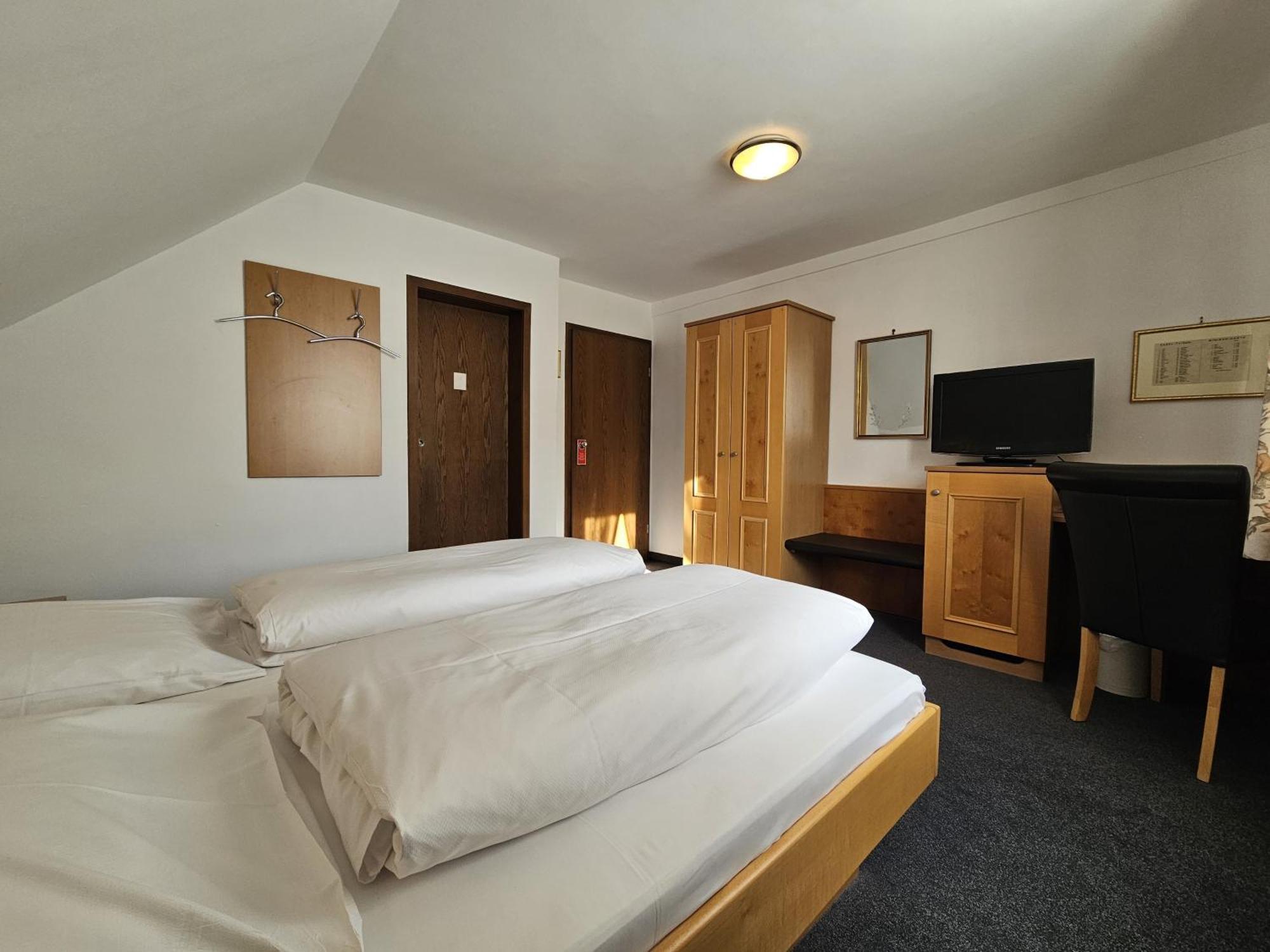 Arrivel Am Bergson - Bisher Hotel Neuner Μόναχο Εξωτερικό φωτογραφία