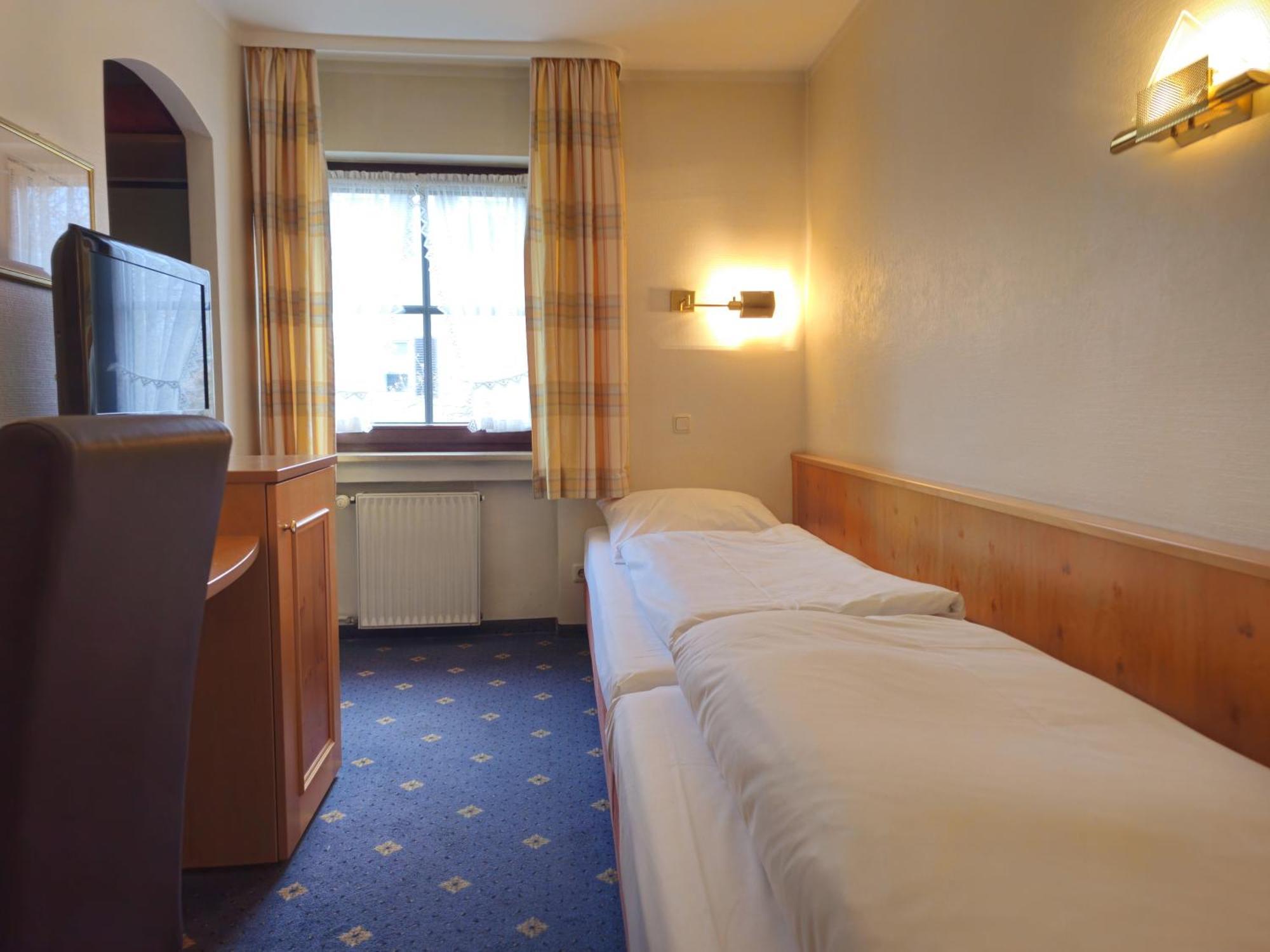 Arrivel Am Bergson - Bisher Hotel Neuner Μόναχο Εξωτερικό φωτογραφία