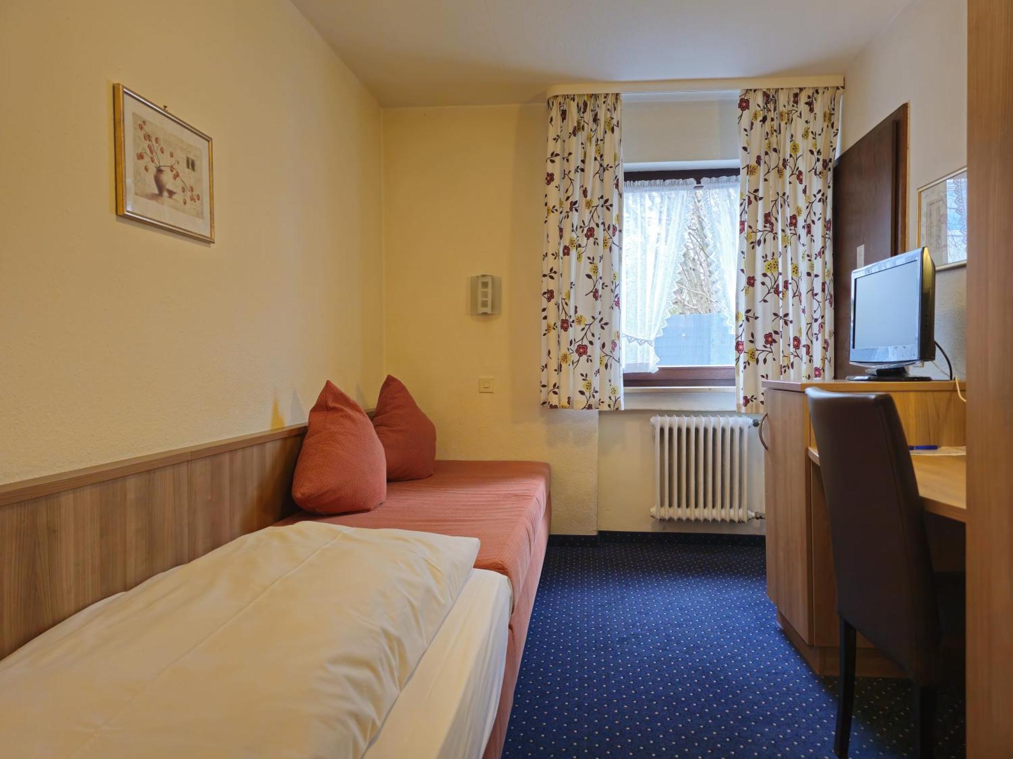 Arrivel Am Bergson - Bisher Hotel Neuner Μόναχο Εξωτερικό φωτογραφία