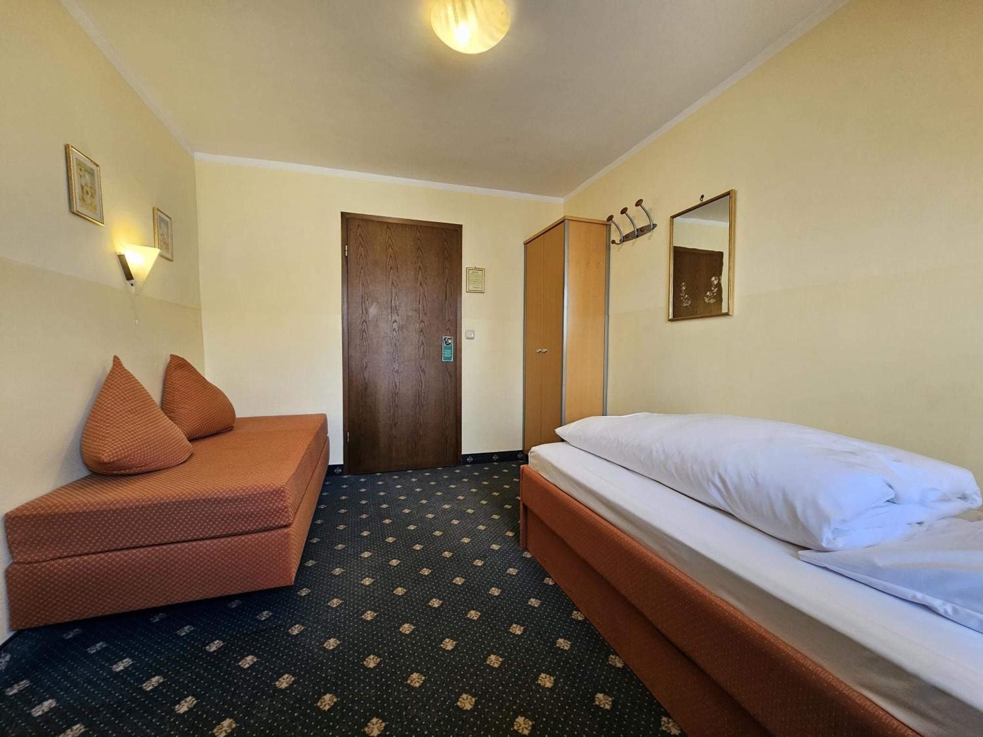 Arrivel Am Bergson - Bisher Hotel Neuner Μόναχο Εξωτερικό φωτογραφία