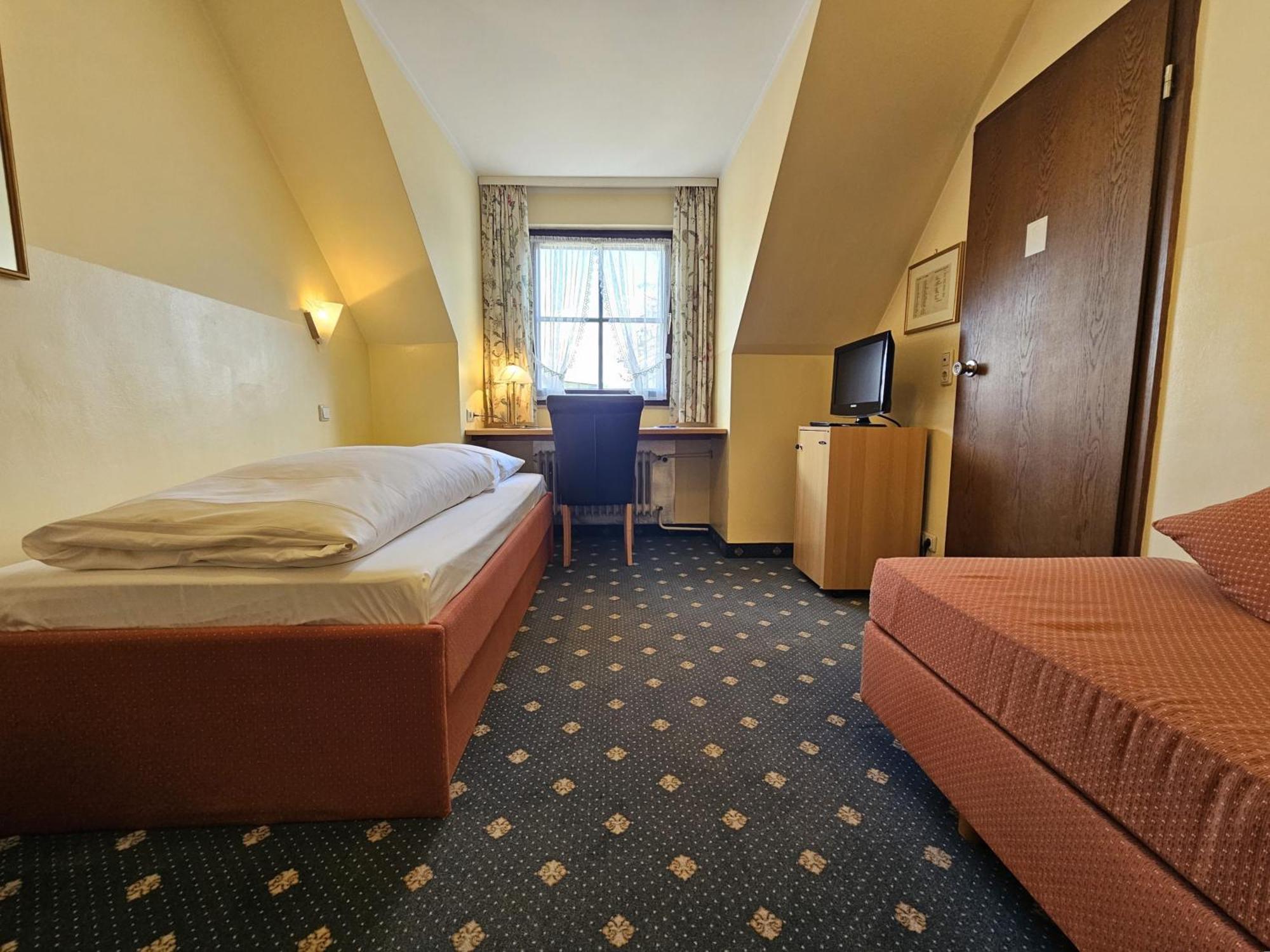 Arrivel Am Bergson - Bisher Hotel Neuner Μόναχο Εξωτερικό φωτογραφία