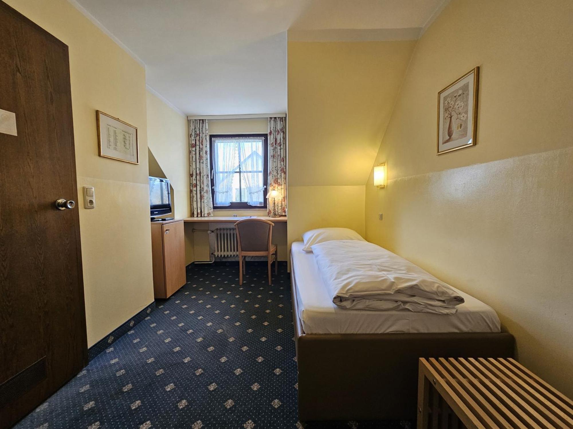 Arrivel Am Bergson - Bisher Hotel Neuner Μόναχο Εξωτερικό φωτογραφία